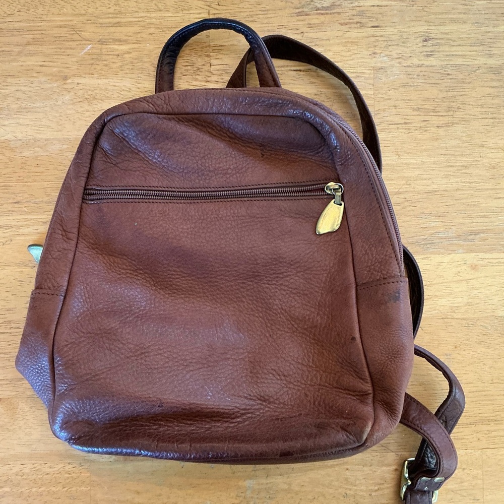 Libaire medium size backpack handbag